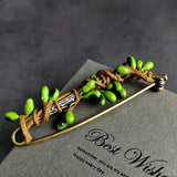 Handmade Botanical Berry Brooch – Forest-Inspired Faux Fruit Pin for Effortless Styling